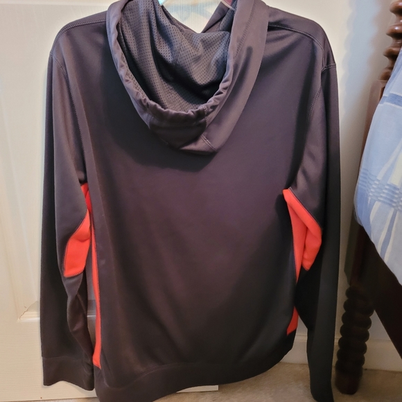 Nike therma fit hooded sweatshirt medium - Picture 2 of 3